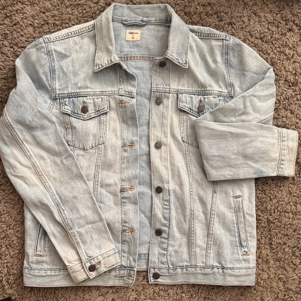 GAP NEW Women’s Light Blue Denim Jacket Sz L